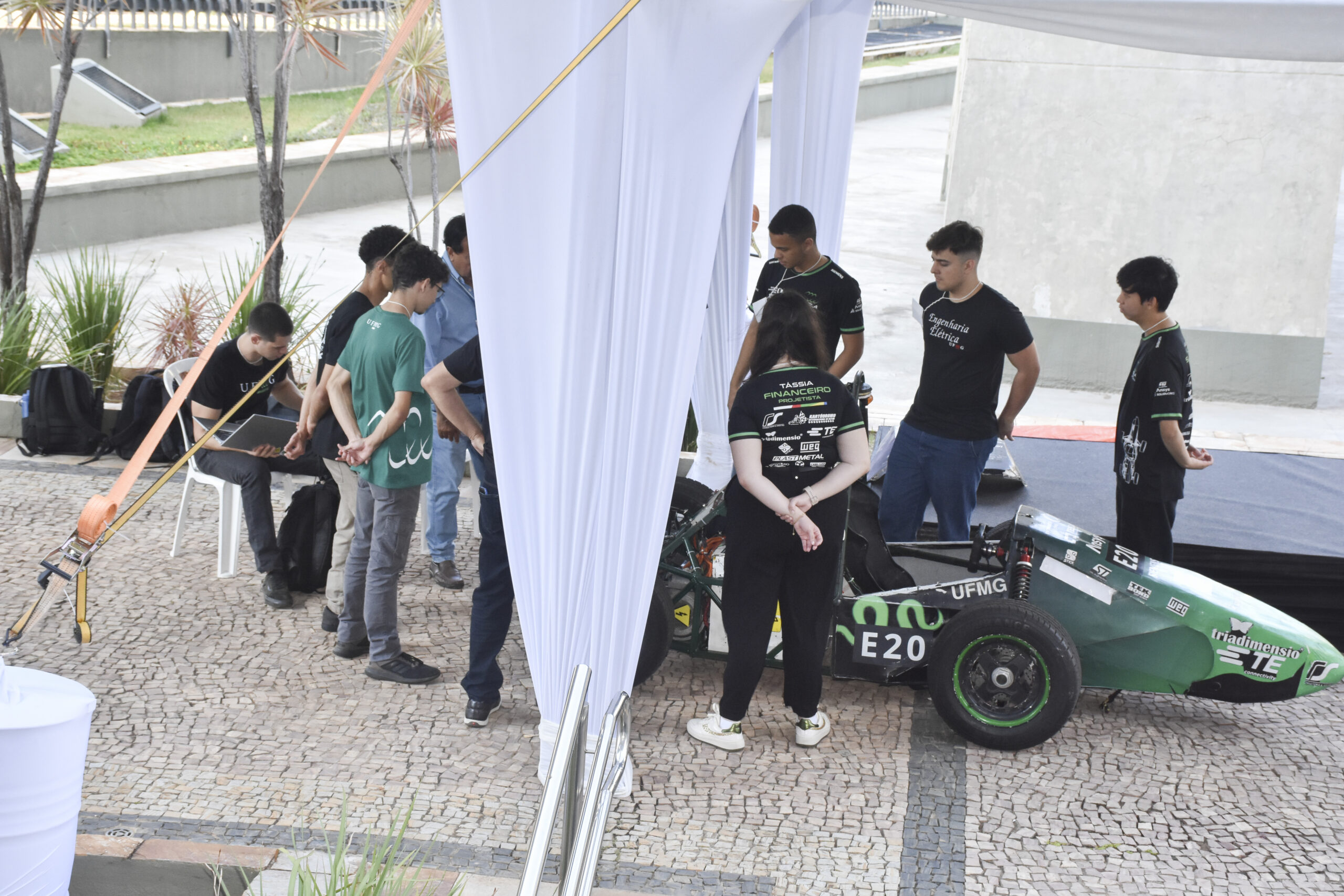 Copy of art1video_452